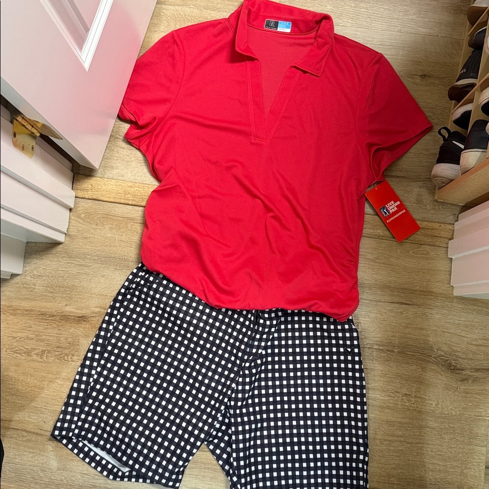 ⛳️Callaway Women's Black and White Plaid Shorts
EUC